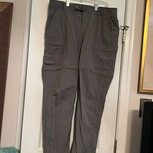 REÍ Women’s Convertible Hiking Pants, size 14P